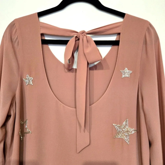 CHASER Blush Pink Beaded Star Flare Sleeves Open Back Mini Dress Size L NWT - Picture 6 of 11